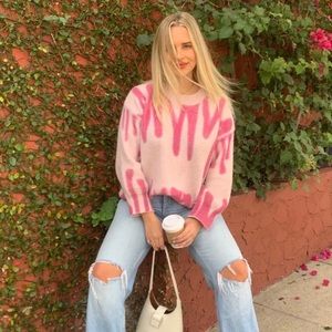 Verge Girl Pink Sweater. | M/L | NWT